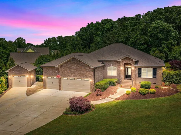2025 Monthaven Dr, Wake Forest, NC 27587