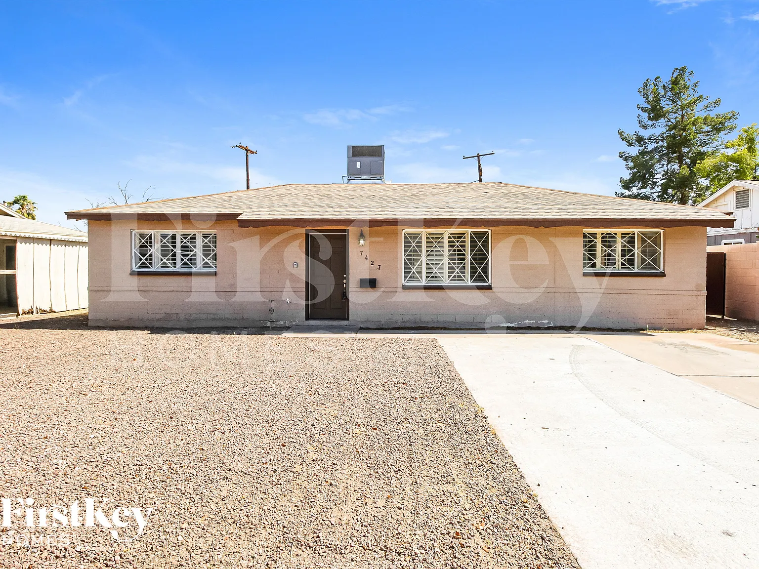 3 bed, 1.5 bath, 1653 sqft, $1,945 — Photo 1