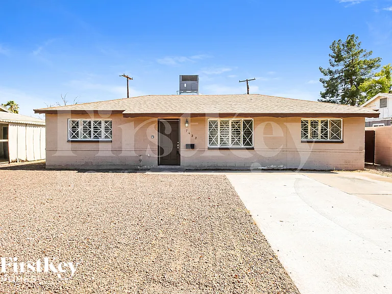 7427 E McKinley St — Photo 1