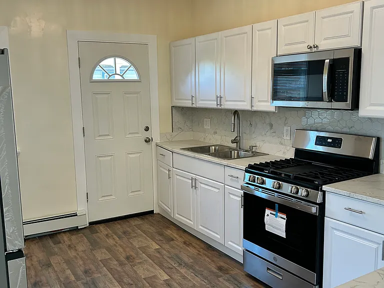 79 Glenwood Ave #2 — Photo 4