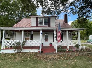 96 Fentress Ln, Berea, KY 40403