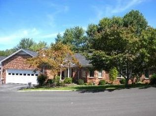 105 Colooney Cir, Bristol, TN 37620