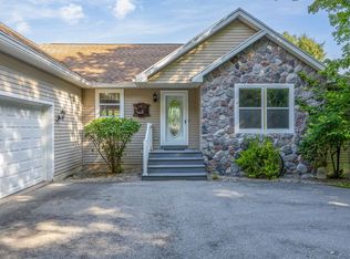 9210 Edgewater Dr, Stanwood, MI