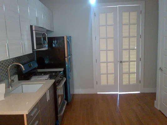 Rented by The Hamilton Group | media 32