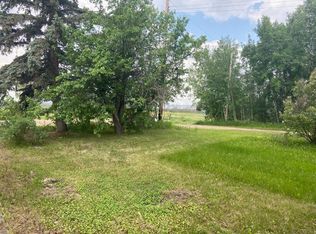 4th Ave NE #104, McLennan, AB T0H2L0