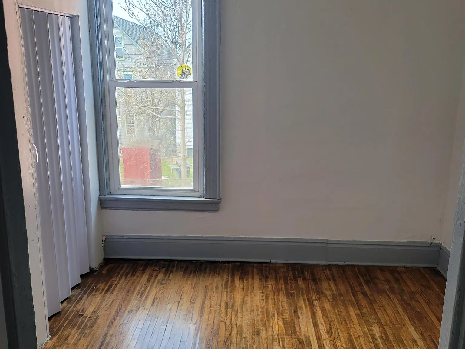 3 bed, $1,250 — Photo 4