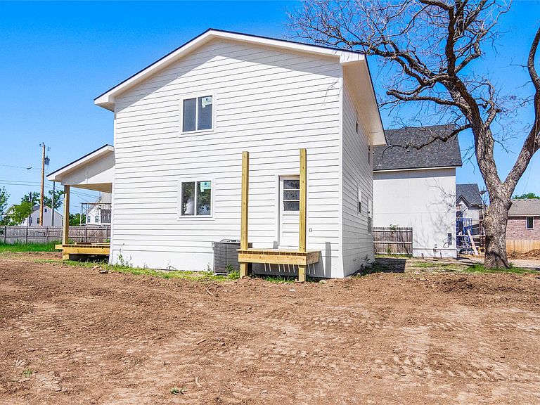 Listing photo 4