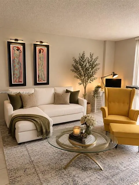 Arlen Beach Condo — Photo 2