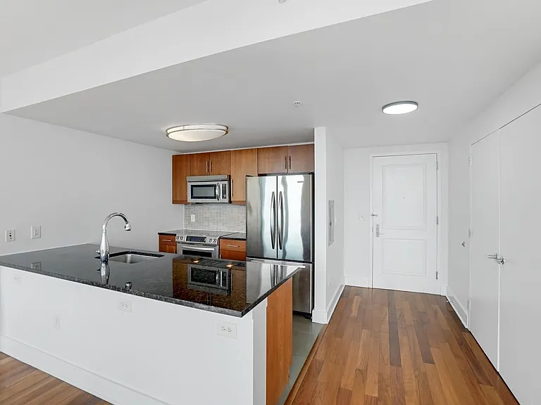 88 Morgan St #4708 — Photo 5
