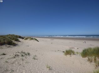 1602 NW Parker Ave, Waldport, OR 97394