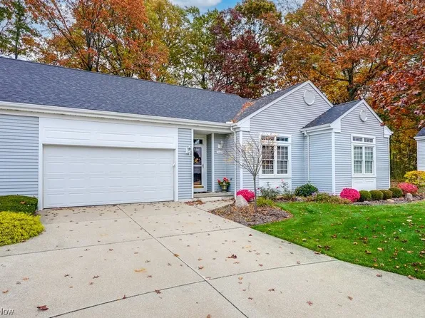 3445 E Prescott Cir, Cuyahoga Falls, OH 44223