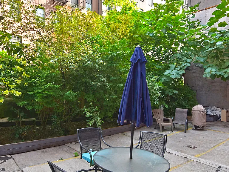 120 Ridge St #1G — Photo 11