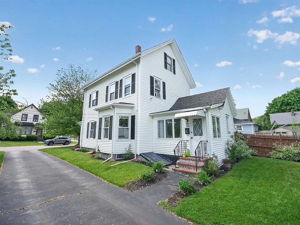 1st image of 32 Grant Ave