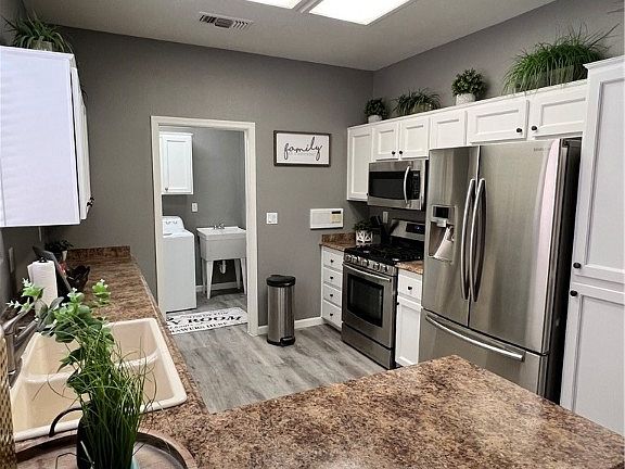 3rd image of 9505 City Hill Ct #0
