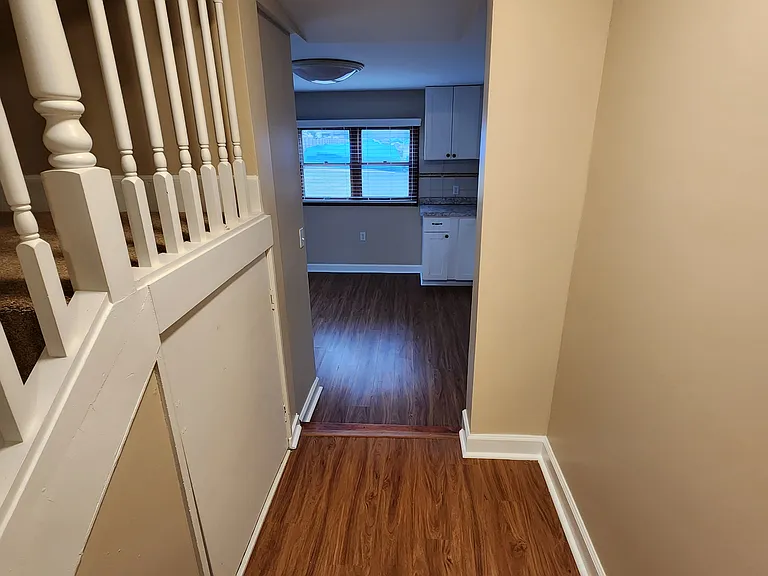 hallway leading to kitchen