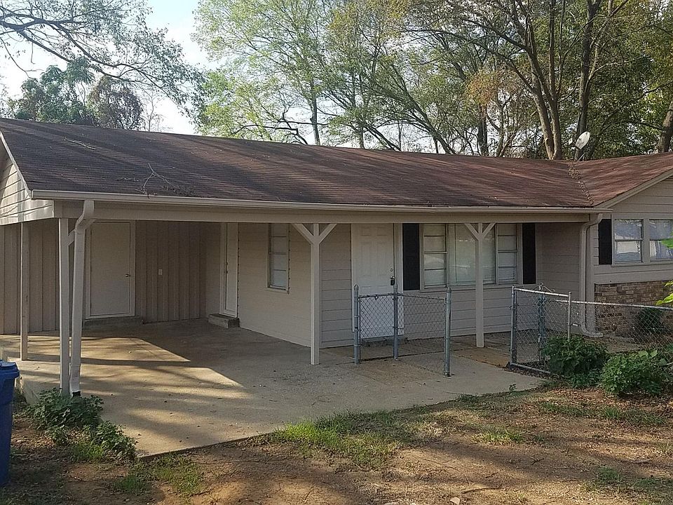 1st image of 1605 S Moody Blvd