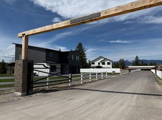 208 Cowboy Dr, Columbia Falls, MT 59912