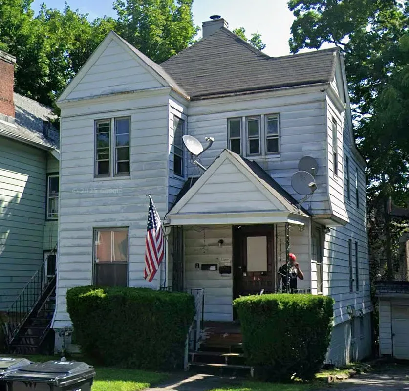 1 bed, 1900 sqft, $700 — Photo 3