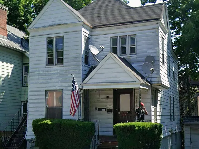 14 Hooker Ave #3 — Photo 3