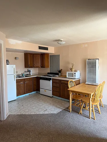 220 N Foch St Photo 1