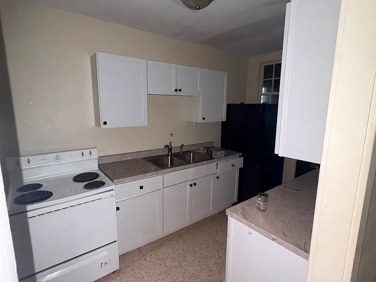628 Avenue F #D — Photo 9
