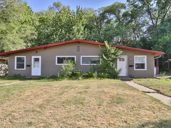 222 Buron Ln, South Saint Paul, MN 55075