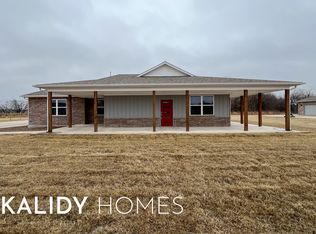 208 Olde Mill Ct, Jones, OK 73049