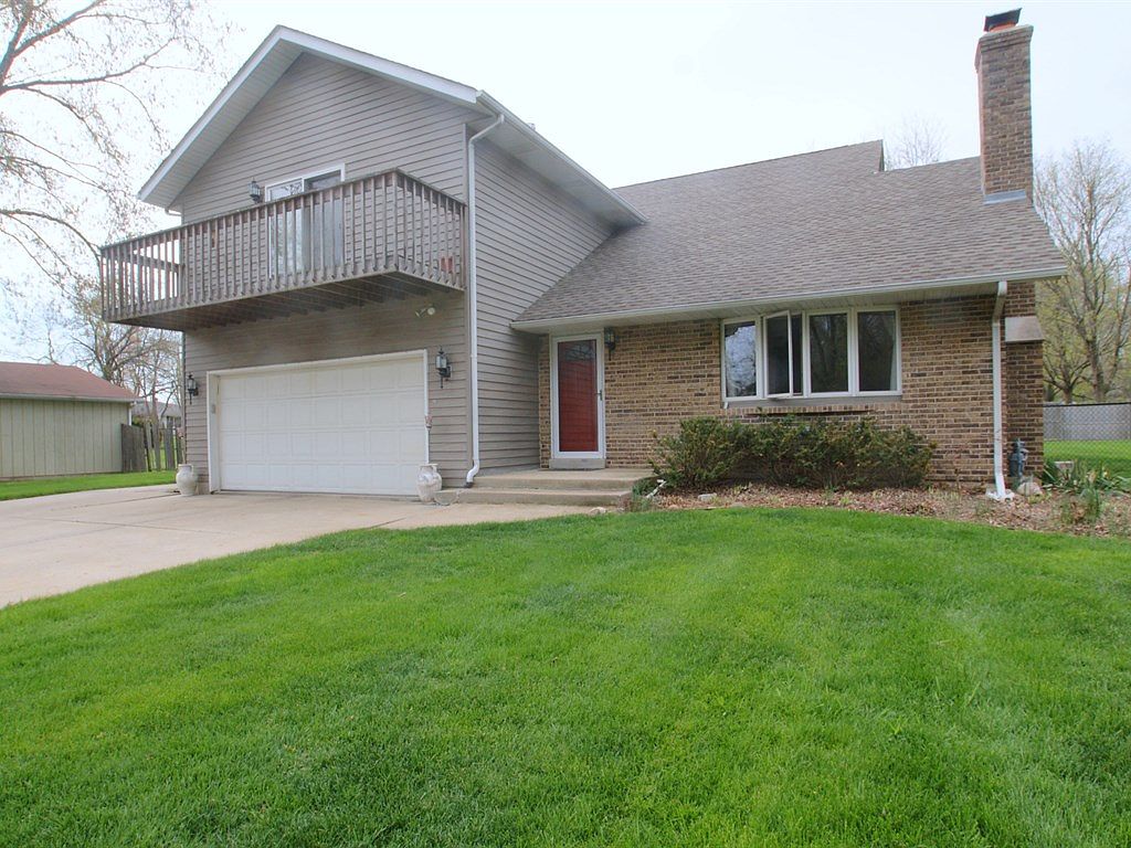 4223 Ellis Ave, Gurnee, IL 60031 Zillow