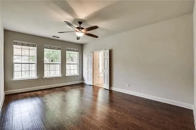 5205 Sandstone Ln — Photo 9