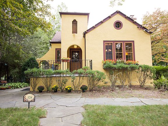 San Jose Style Charmer