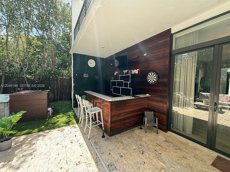 8631 Arboretum Ln — Photo 45