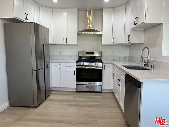4th image of 2101 Oak Glen Pl