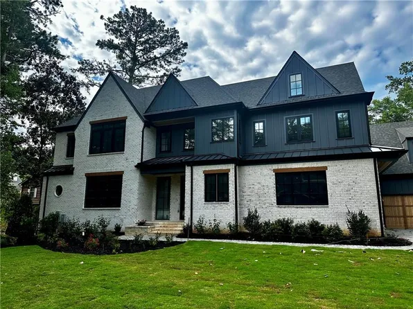 180 Thompson Pl, Roswell, GA 30075