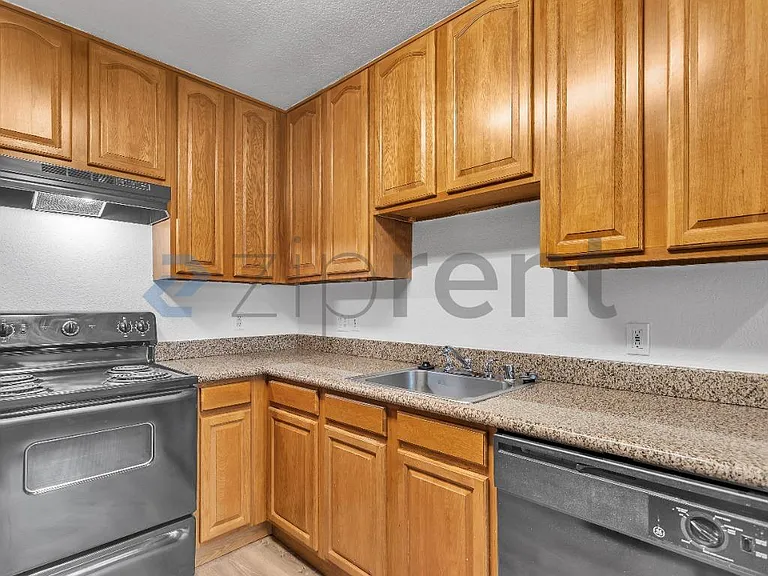 2005 San Jose Dr #241 — Photo 18