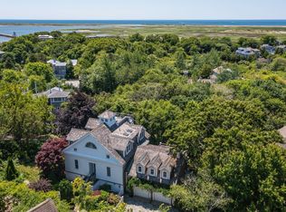 52 Point St, Provincetown, MA 02657