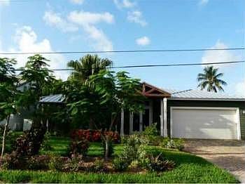 2nd image of 775 San Remo Dr