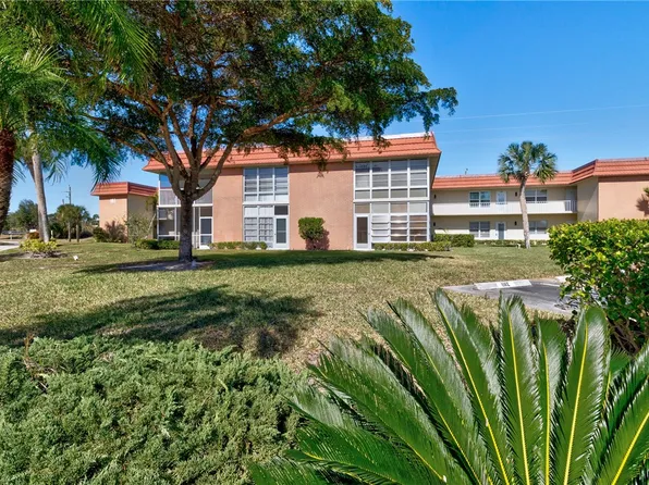 107 Spring Lake Ct APT 206, Vero Beach, FL 32962