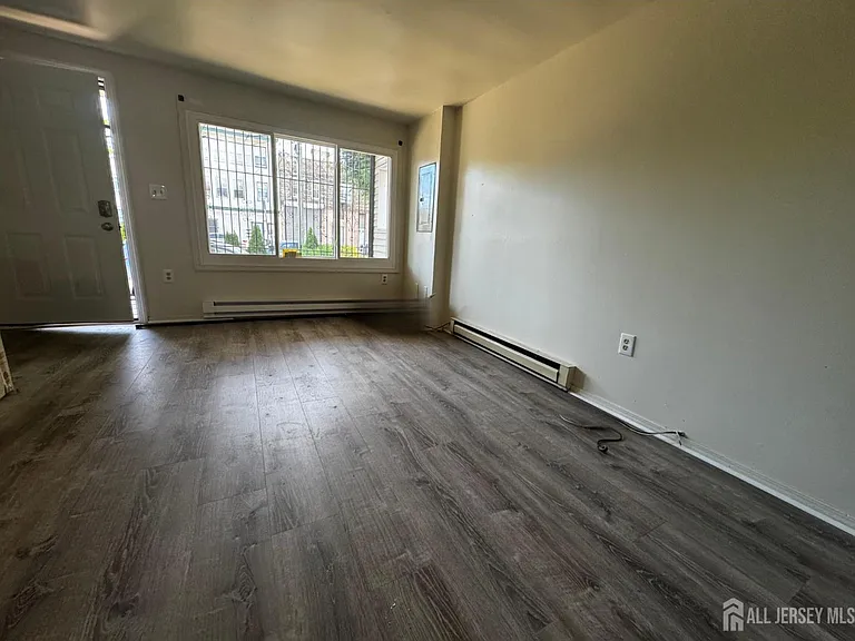 117 16th Ave #117 — Photo 15
