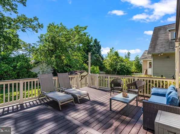 9507 49th Pl, College Park, MD 20740