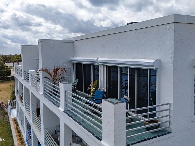 75 Comares Ave #3A — Photo 31