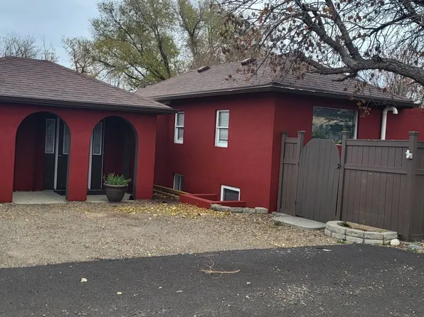 712 N 7th St, Miles City, MT 59301