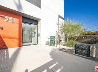 1229 S Kingsley Dr #301, Los Angeles, CA 90006