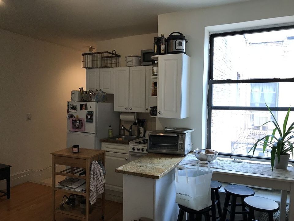 1st image of 264 W 19th St APT 62