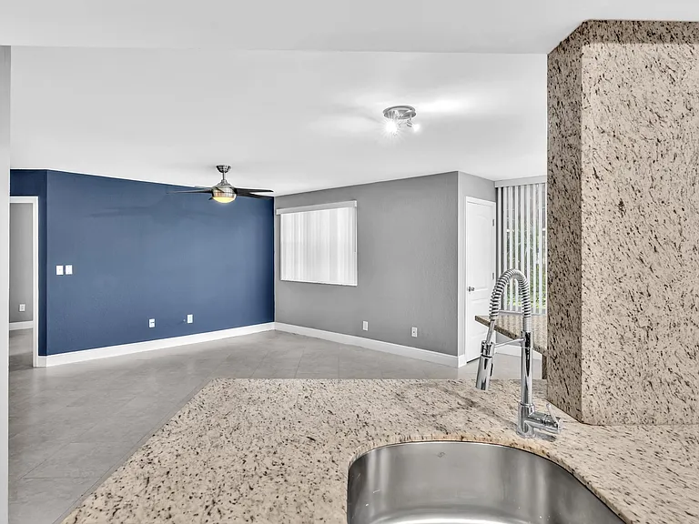 2881 N Oakland Forest Dr #105 — Photo 12