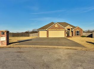 813 W Abi Rd, Washington, OK 73093