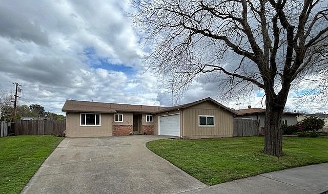1st image of 7814 Oakcreek Dr