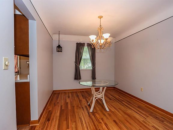 5th image of 2196 Sylved Ln
