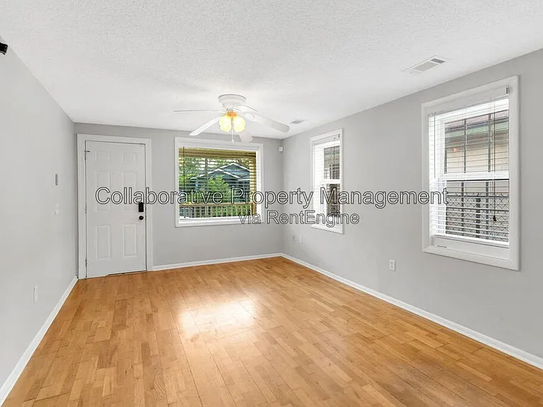 2025 Eppinger St — Photo 4