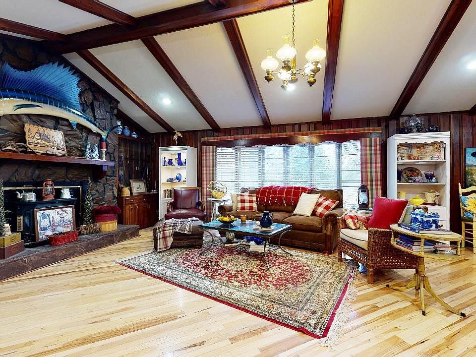 1st image of 6210 E 9th St #82