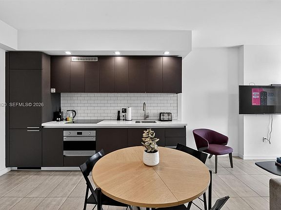 4th image of 227 NE 2nd St #2805